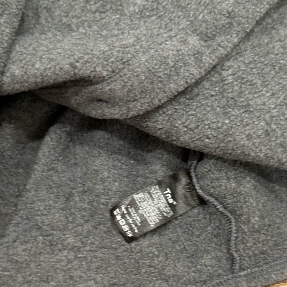 Aritzia TNA Fleece Polar Button Up Shirt - Picture 8 of 8